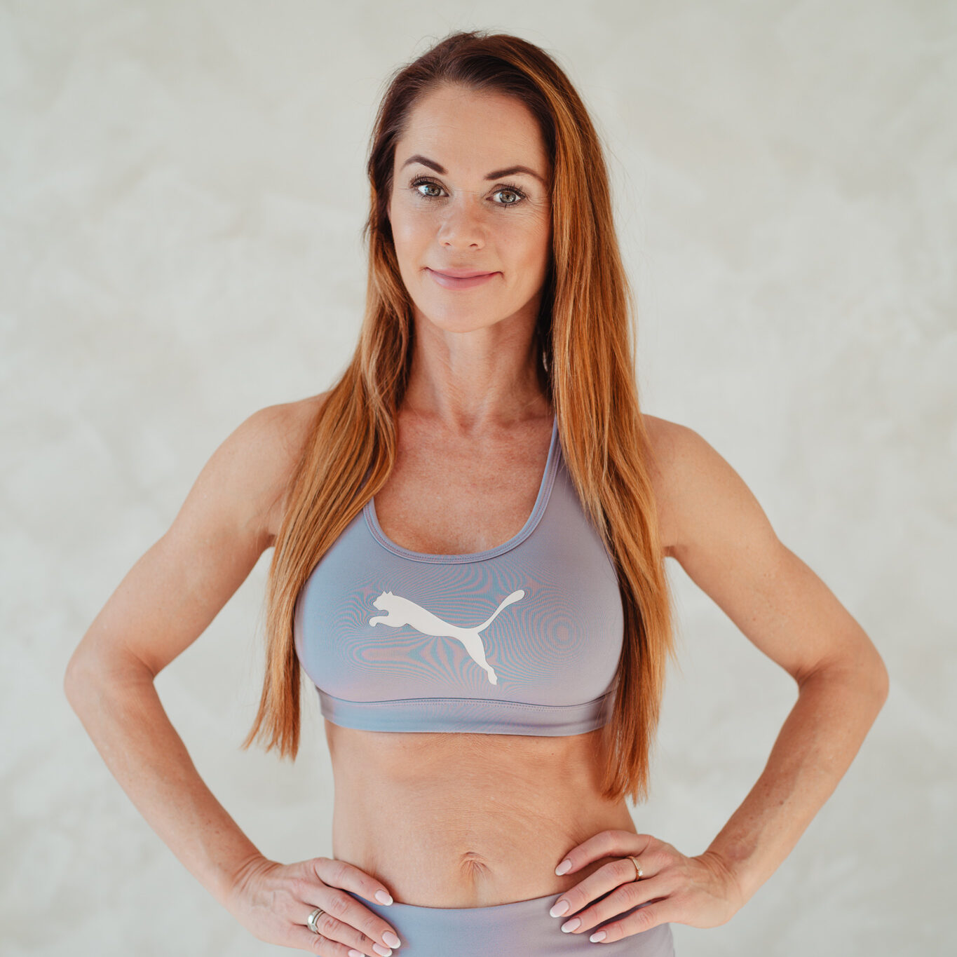 Pakett: Fit & Confidence Online